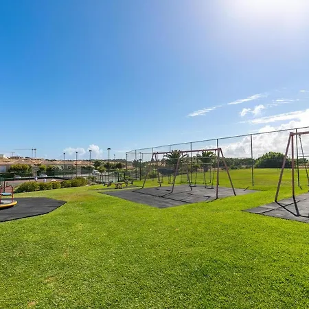 بيت للعطل Casa Makin at Boa Vista Golf Resort, Bayview Village لاغوس