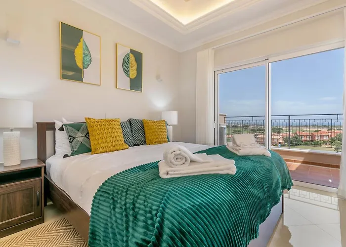 Casa Makin at Boa Vista Golf Resort, Bayview Village 別荘 ラゴス