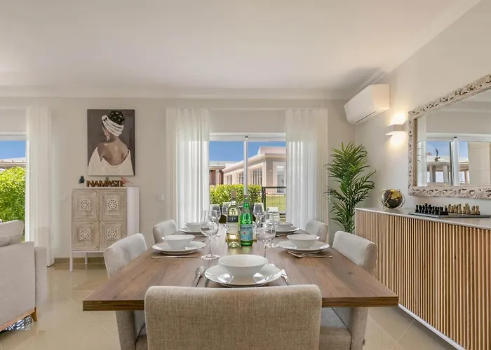 Casa Makin at Boa Vista Golf Resort, Bayview Village ラゴス