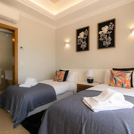 Hébergement de vacances Casa Makin at Boa Vista Golf Resort, Bayview Village Lagos