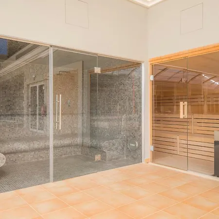 Casa Makin at Boa Vista Golf Resort, Bayview Village Holiday home *